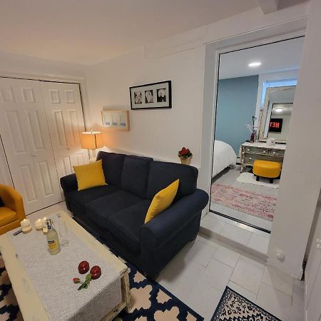Comfy And Chic Boston Apartment! Free Parking Bagian luar foto