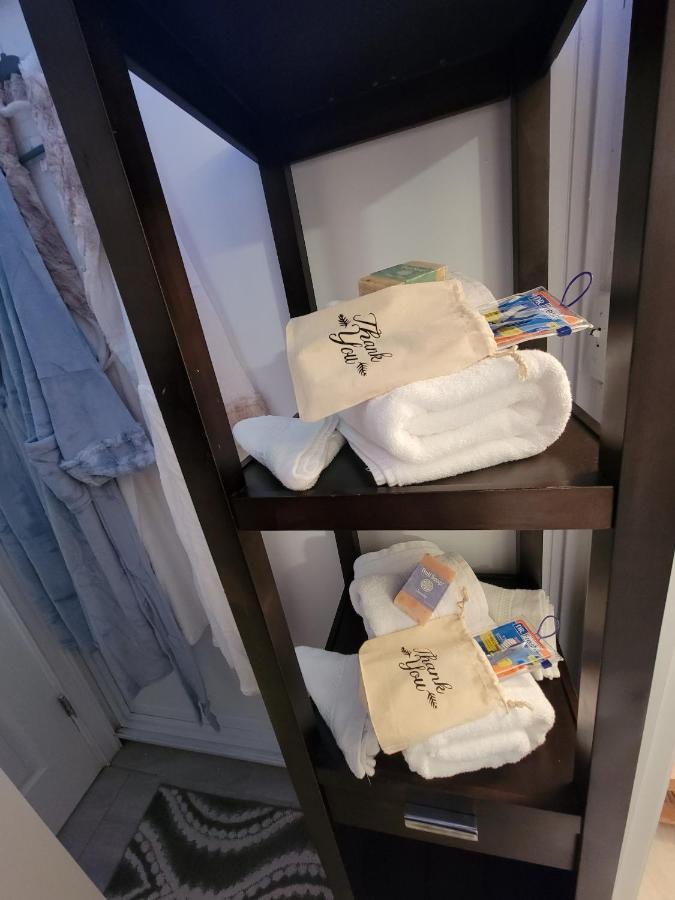 Comfy And Chic Boston Apartment! Free Parking Bagian luar foto